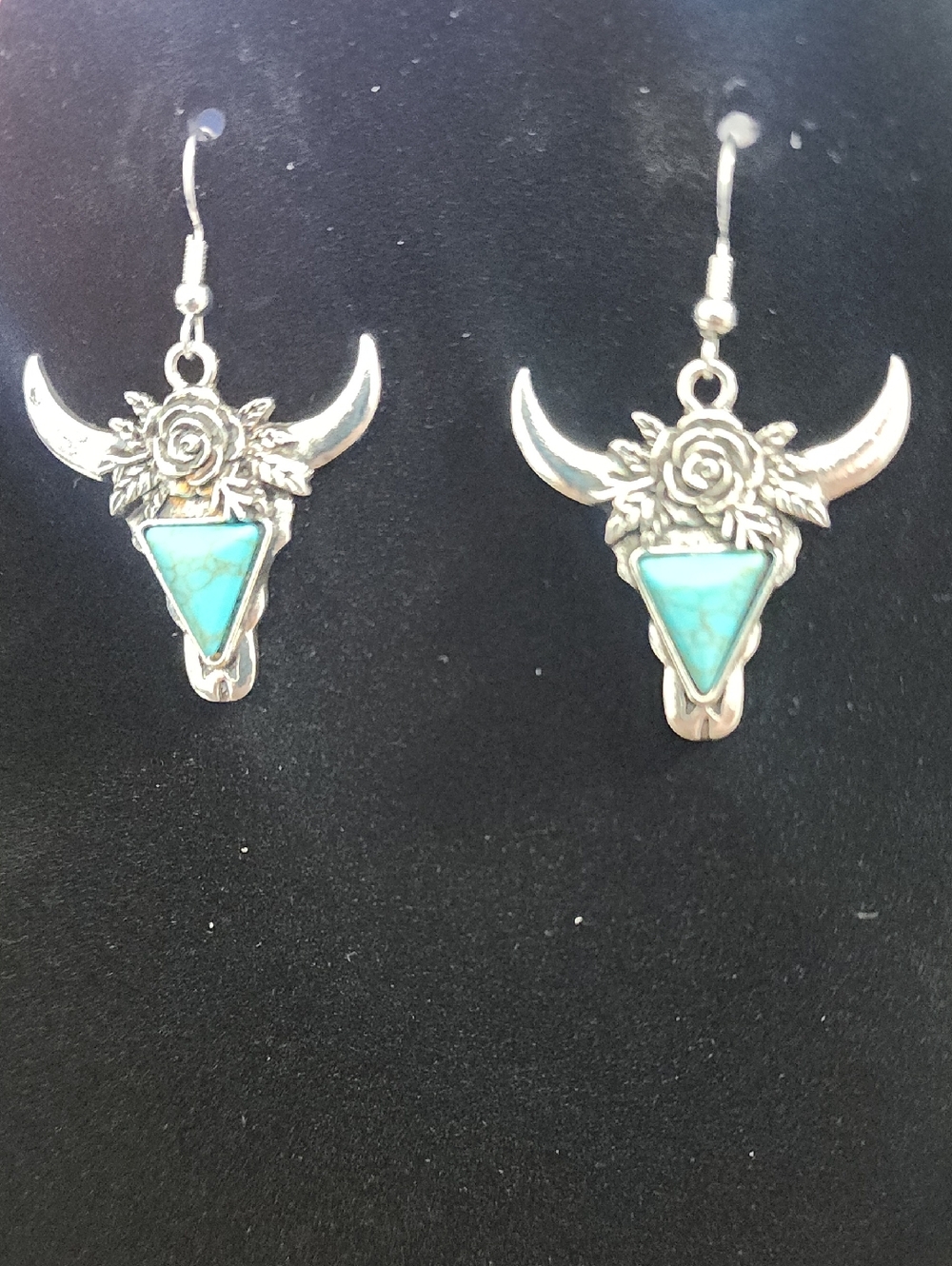 Vintage Western-style Turquoise Jewelry Sets, Which Are Composed Of Various Ele-